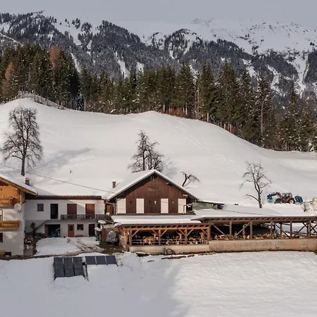 Bio-bergbauernhof Weger * Dellach